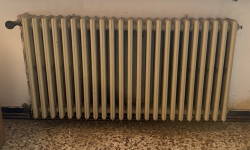 Stock termosifoni radiatori - stock, di